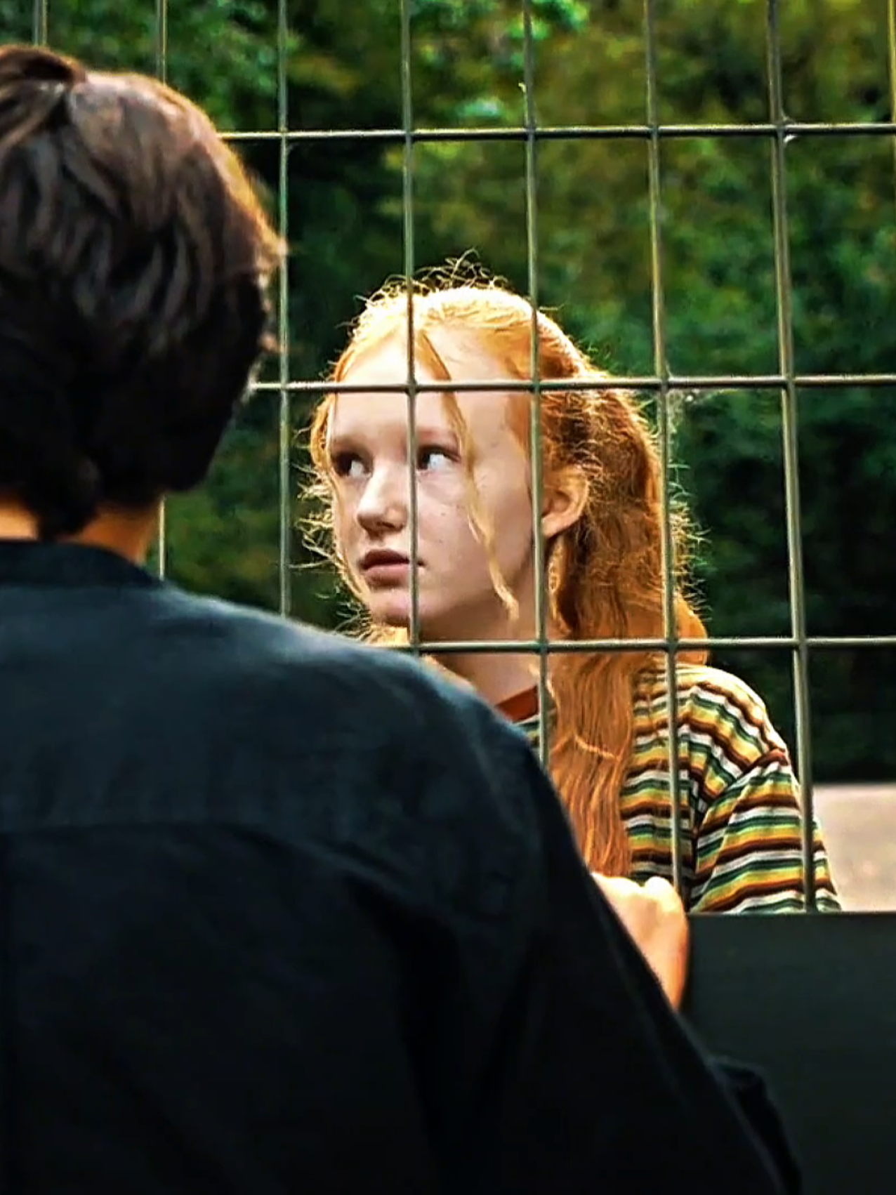 agr apko netflix ya IPTV ka package lgwana he to rabta kren 