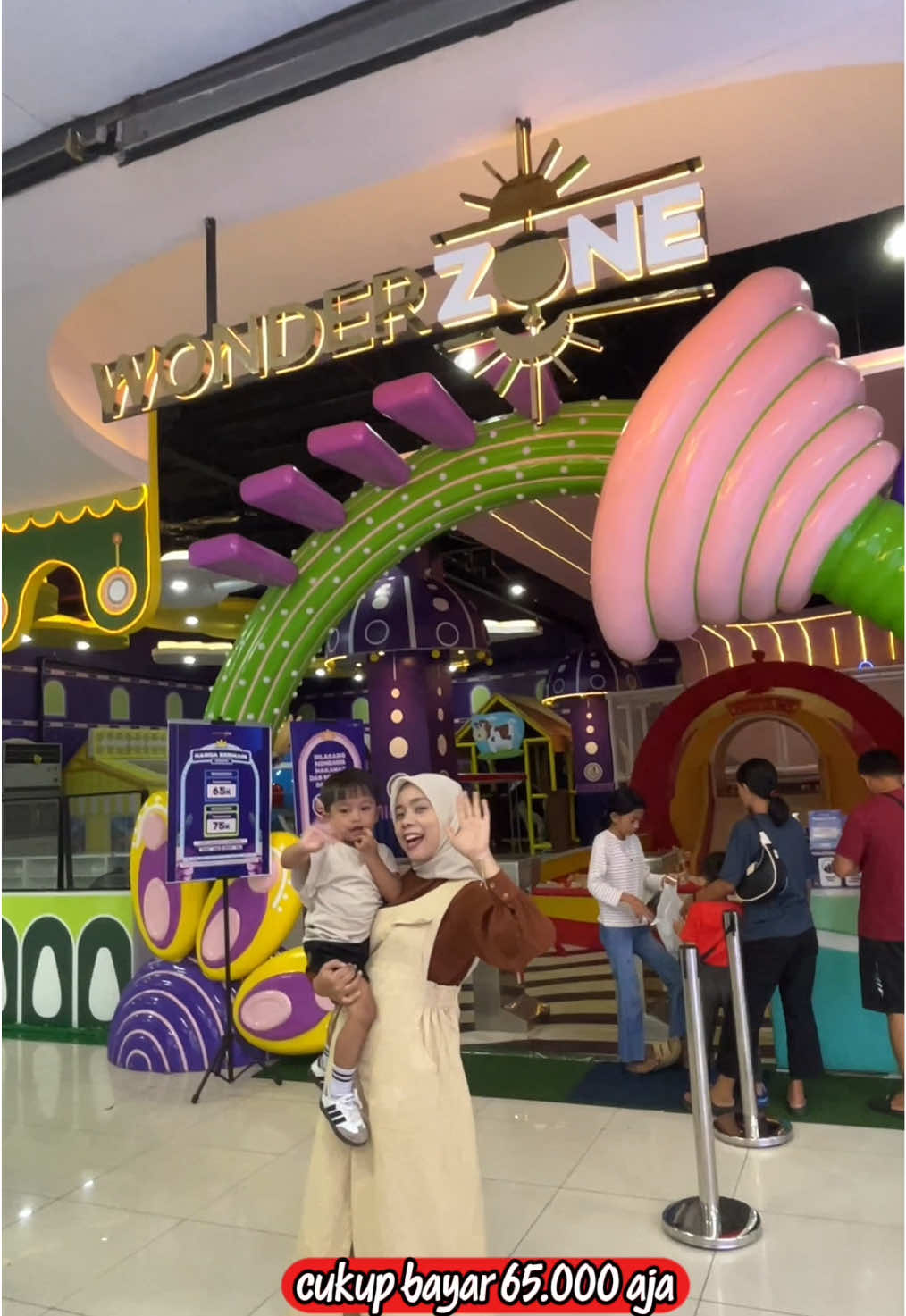Nikmatin waktu bareng bocil di Play Ground WONDER ZONE di Plaza Andalas lt 4🥳 Dan penginapan yang nyaman untuk istirahat di RedDoorz Syariah Near Pasar Raya Padang,booking lewat aplikasi RedDoorz dan pake Voucher YUKNGINAP yaa🥳✨ @RedDoorz Indonesia  #reddoorz #bukasemuapintu #redtravelers #playground #fyp 