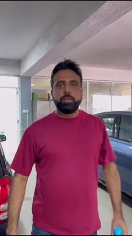 ප්‍රශ්න අහන්න ආපු කොල්ලට කනට ගහපු ජේකබ් සර්ට වැඩ වරදියි ද? @Mahen Jecob #mjphysics #surprise #nozero