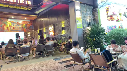 Có ai nhận ra bài hát này của ca sĩ nào nổi tiếng 1 thời không ạ. Thời 9x, 2k chắc ai cũng đã từng nghe nhỉ. #MRPDongXoai #MrPBingsuDongXoai #binhphuoc  #dongxoai  #SinhNhat1Tuoi 