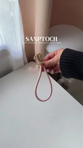 soft, sleek and securely anti-loss - no more phone drops! #sanptoch #phonelanyard #lanyard #fyp 