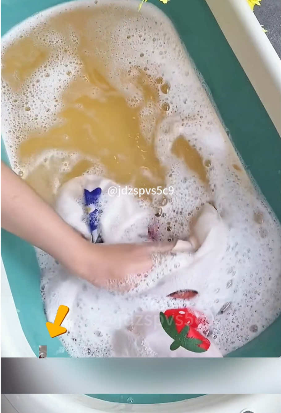 Lavar Roupas brancas sem odor com percarbonato de sódio #percarbonato #limpeza #roupasbrancas #lavarroupa #fyppp 