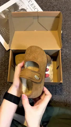 Siêu xinh siêuu ấm, mã hot mùa đông năm nay các mom ơi 🥰 #xuhuong #giayxinhbegai #giaybegailotlong #haibegai #hottrend 