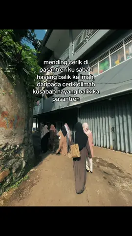 🥹#fyp #santri #santrisalafi #viralvideo #masukberandafyp 