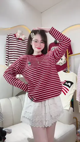 Áo dài tay kẻ tone đỏ đô , cái màu nó noel mà nó tết dữ vầy nè #huongtramshop123 #aothundaitay #aothunnuthudong #cotton4chieu #xuhuongtiktok @Hương Trầm 123 (ko live ) @Hương Trầm Shop 123 (Live Phụ) 