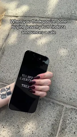 Time for a treat 👻 10% discount is automatically applied at checkout! 💻lindeza.shоp #crystals #halloweensale #crystaljewelry 