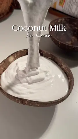 Coconut ice cream 🍦 ✨ทำง่ายใช้วัตถุดิบไม่กี่อย่าง ใช้กะทิเรียลไทยมี UHT แลัวน้า ขาว ข้น หอมมัน 😋 📍กะทิเรียลไทย UHT มีแล้วนะ หาซื้อได้ที่แม็คโคร  #กะทิเรียลไทยUHT #กะทิเรียลไทยUHTมีแล้วนะ #makro #รีวิวแม็คโคร #ไอติมกะทิ 