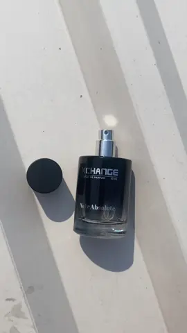 berjalan perlahan, tapi dengan arah yang pasti#xchange #xtraitdeparfum #parfumviral #parfumcowok #noirabsolute 