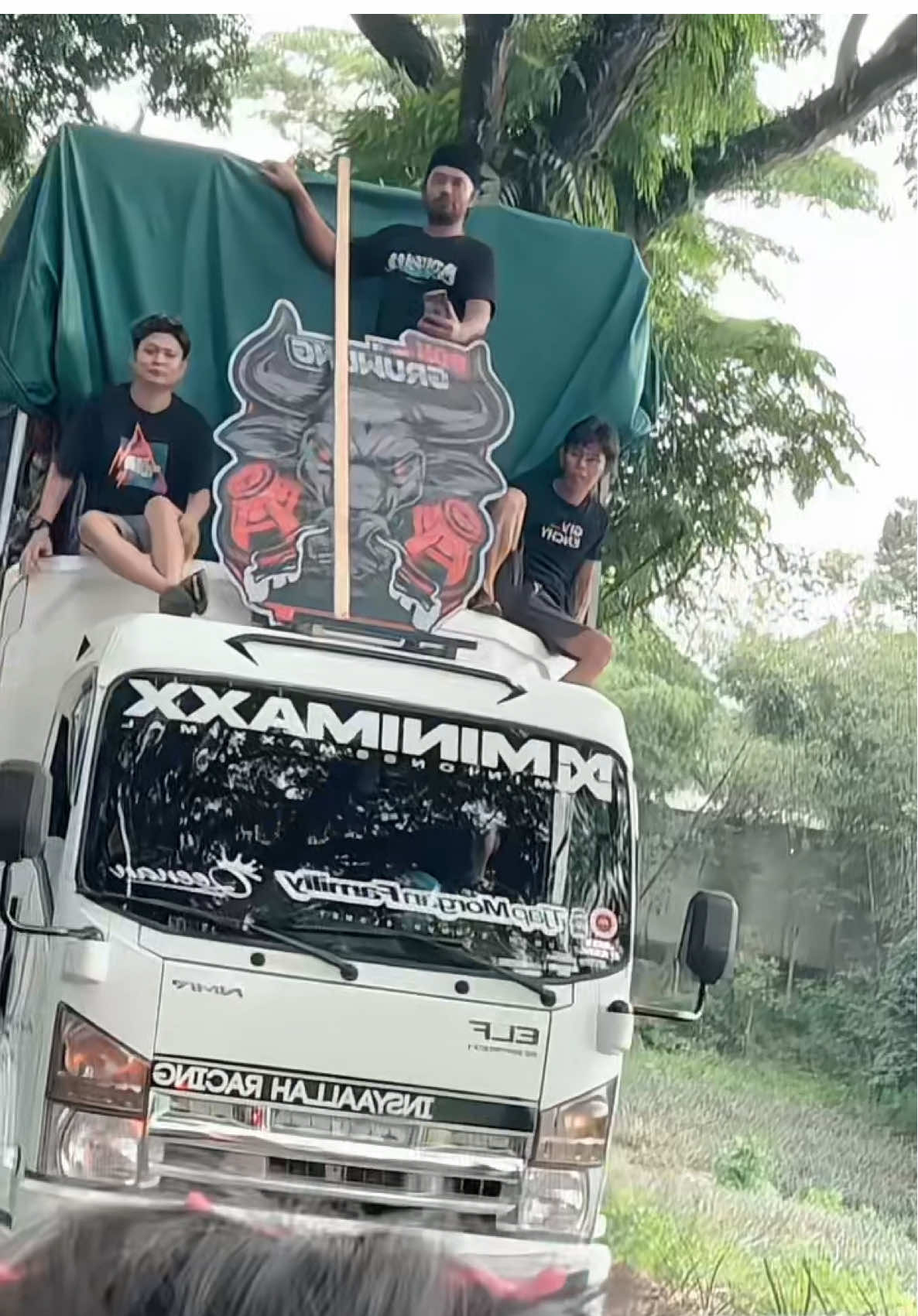 Sementara sek sibuk sayang🙏🏻😅@Minionss Audio Jember 