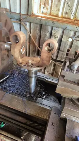 #អរគុណសម្រាប់ការចូលចិត្ត☺️🙏❤️ #ជាងឡានស្បែកខ្មៅ👨🏽‍🔧 #ជាងឡាន #កូនអ្នកត្បូងឃ្មុំ🥀❤️ #អ្នកធ្វើសំណង់ 