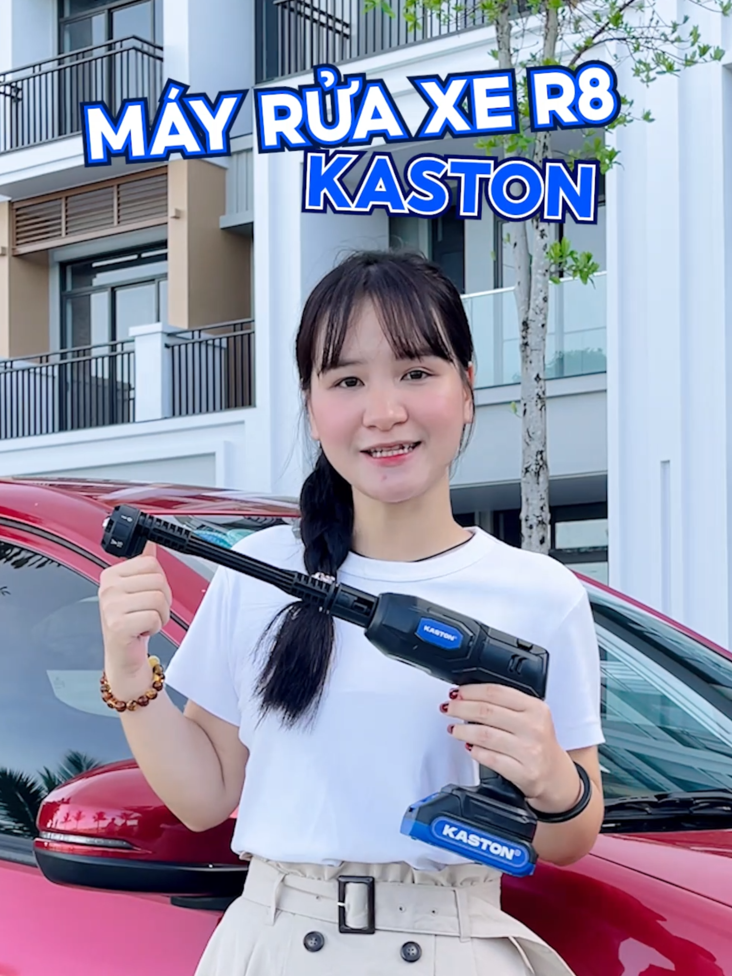 Dùng thử ngay em máy rửa xe pin R8 gọn nhẹ, mạnh mẽ của nhà Kaston! #kaston #mayruaxe #mayruaxepin #xeoto