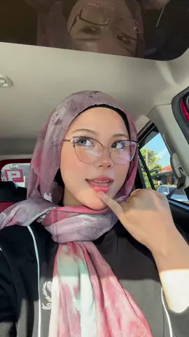 ok kali ni phone tak jatuh