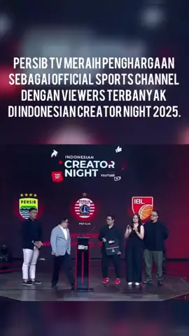 PERSIB meraih penghargaan 