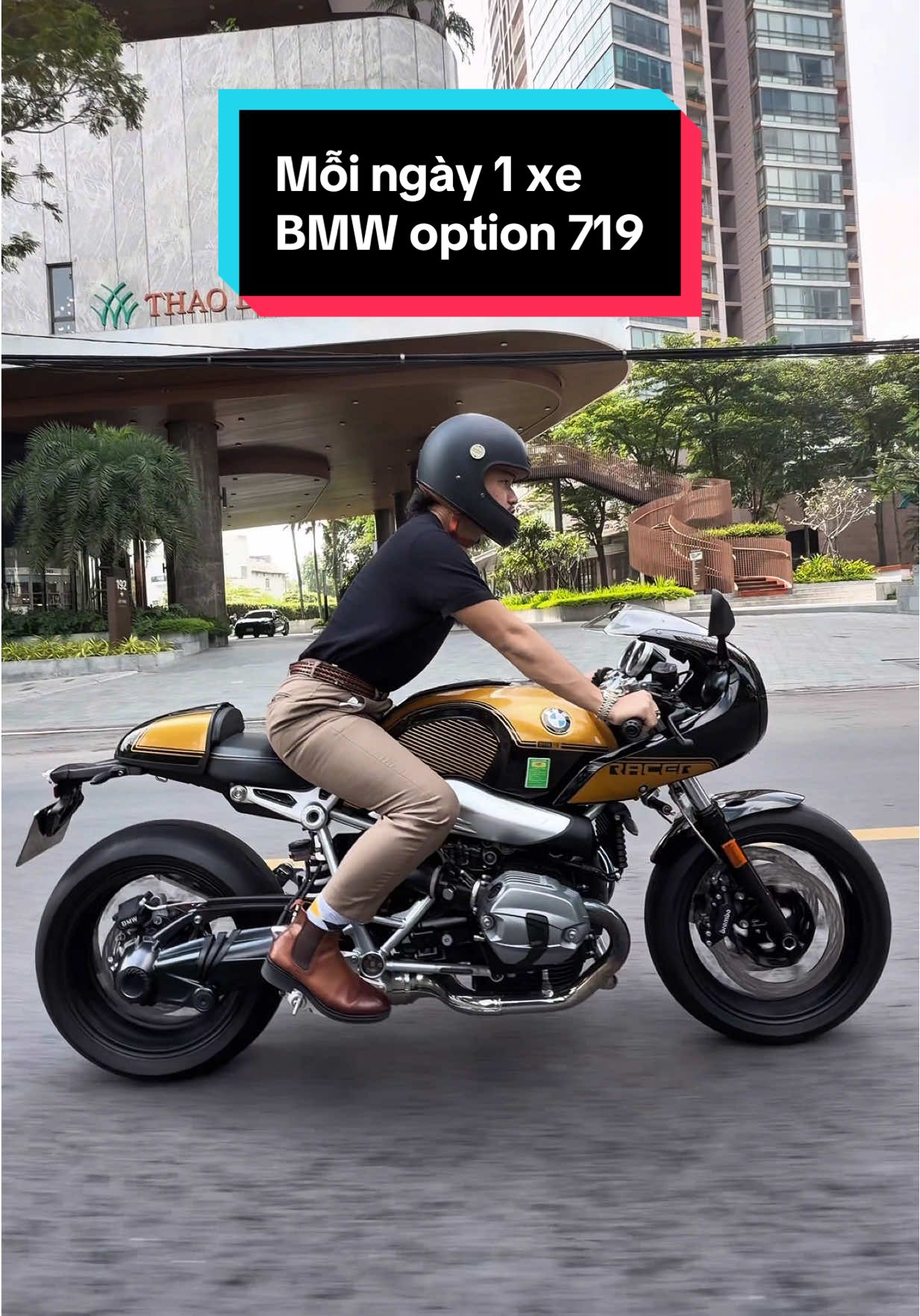 Mỗi ngày 1 xe #BMW OPTION 719#ongchuxintiendichoi #TikTokAwardsVN @T&T MOTOR Thảo Điền @Pham Luan 
