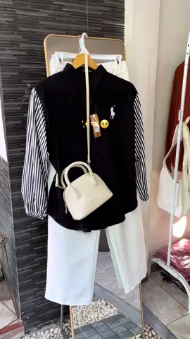 Asli cakep bahan adem nyaman di pakai #kemeja #outfit #kemejawanita #kemejastyle #trend 