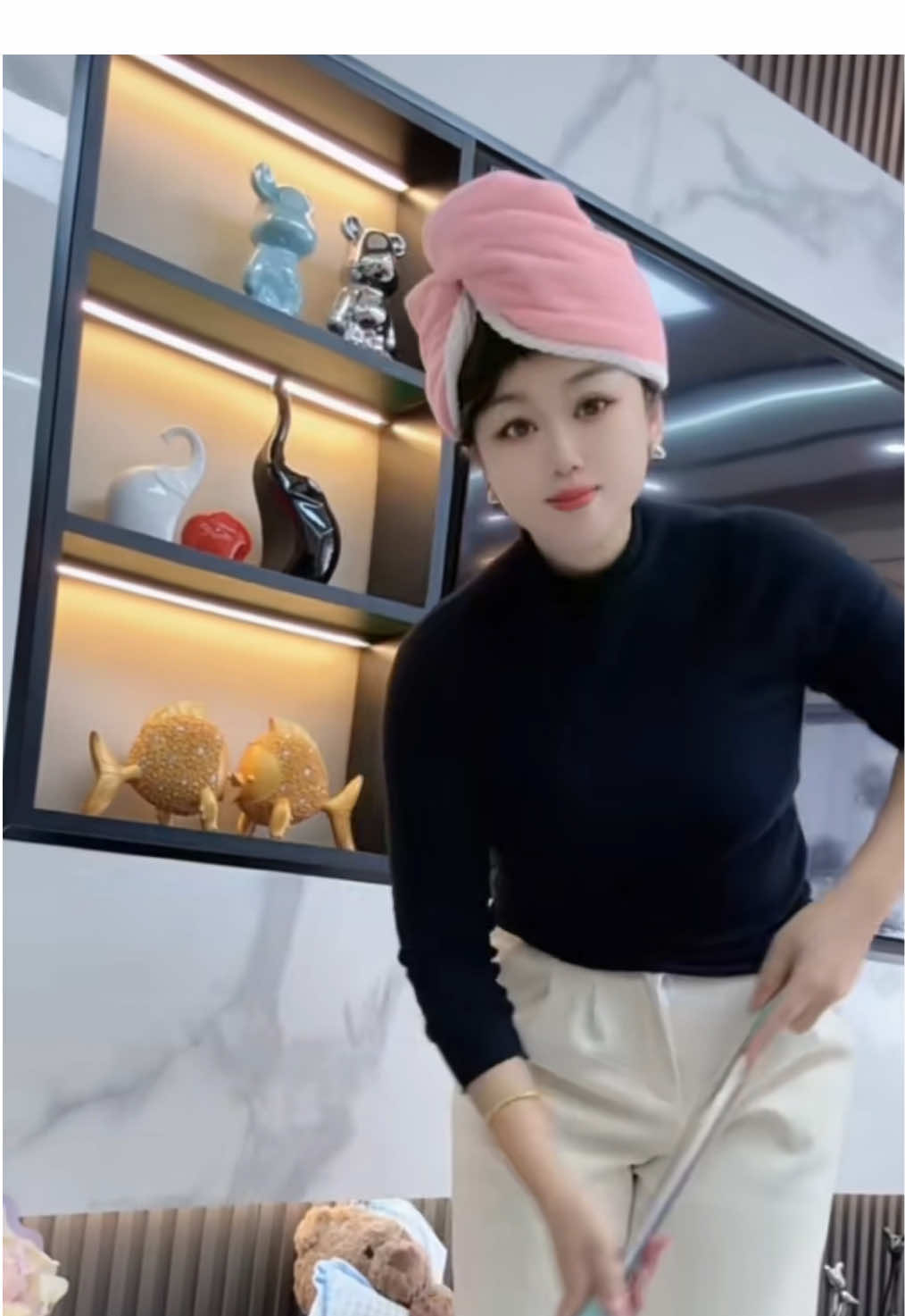 Khăn quấn tóc, ủ tóc nhanh khô #TikTok #reupvideo #vairal_video #thoitrangnu #xuhuong 