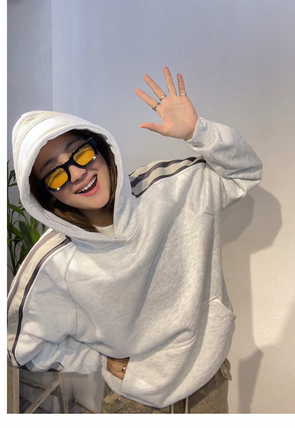 UNISEX Oversize hoodie premium quality👌🏻 Dm us for order📦🚚 ✈️ #arthastreetwear #explorepage #unisexfashion #fyp #deliveryallovernepal🇳🇵 