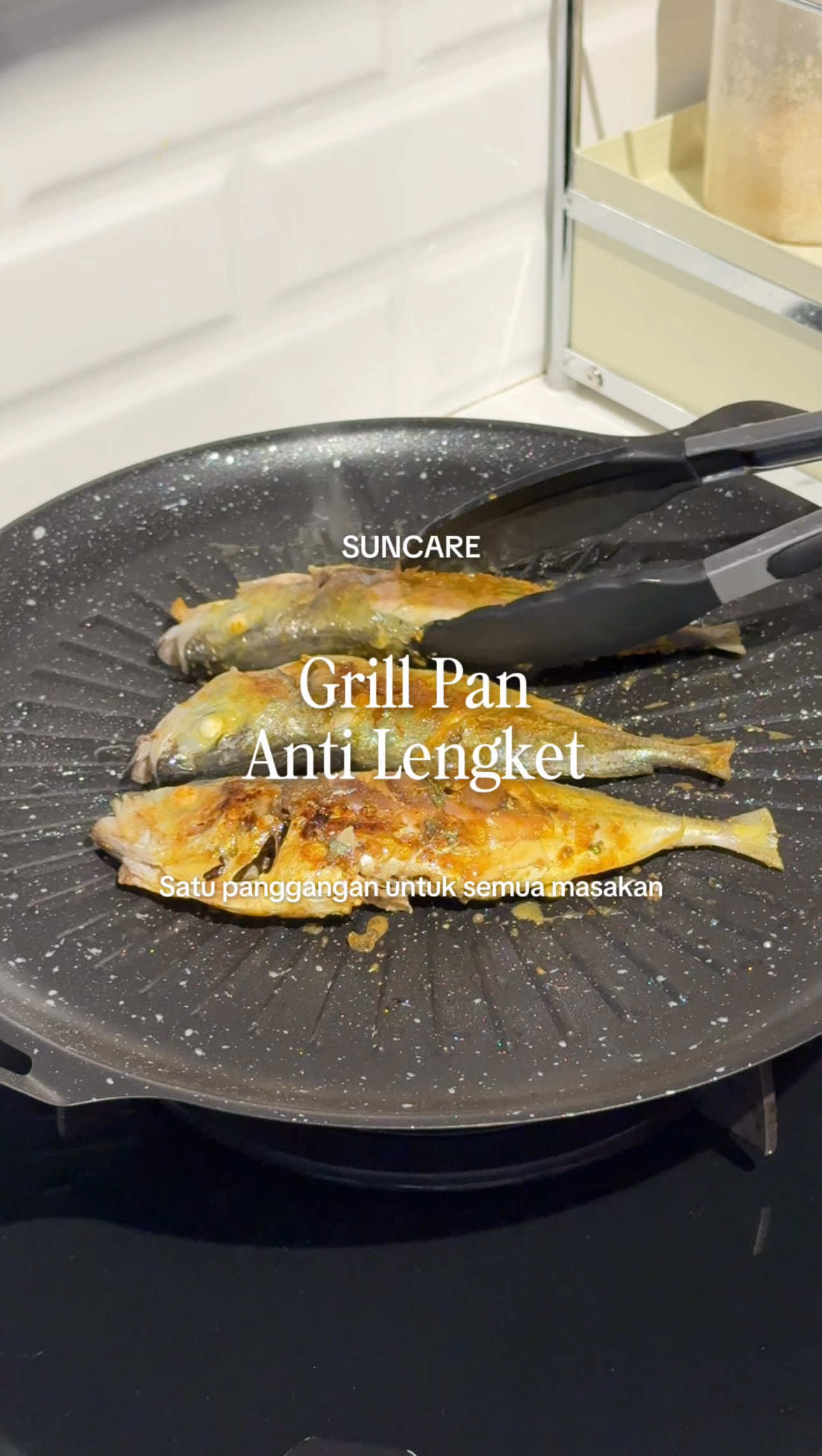 Ide siapa bakar sate pake wajan 🤣🫵 padahal dibelahan dunia ini ada namanya grill pan anti lengket !!