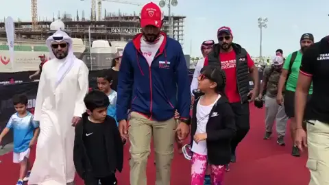 تشجيعه لهم🥹🥹🤍#شيمه_بنت_ناصر_بن_حمد_آل_خليفه #حمدان_بن_محمد_بن_راشد_ال_مكتوم #الشيخه_شيخه_بنت_سعيد_بن_ثاني_ال_مكتوم 