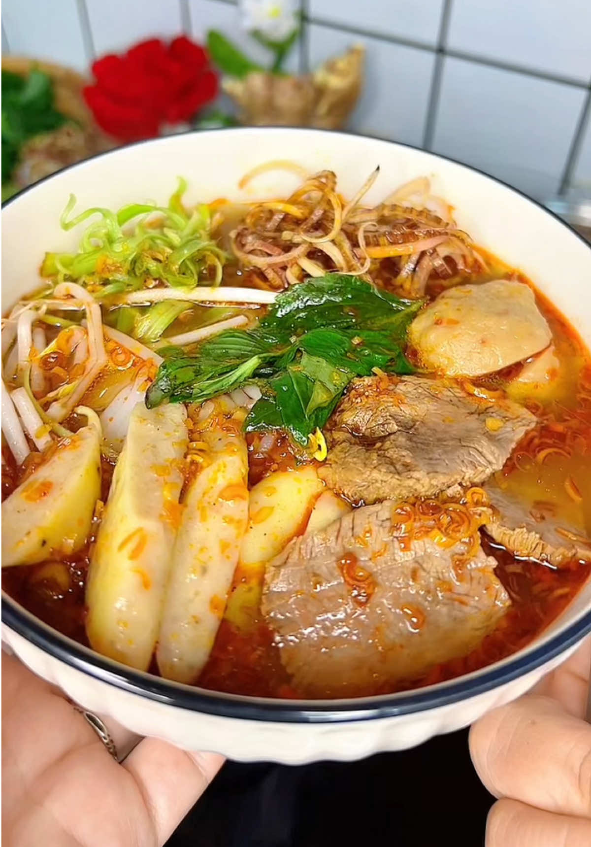 Chỉ 30- 45 phút có ngay 6-8 tô bún bò Huế ngay tại nhà siêu ngon vệ sinh an toàn sk #monngonmoingay #bunbo #bunbohue #sotbunbohue #honghayhoii 