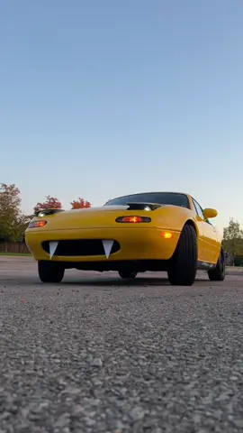 Thirsty for moonlight. The vampire of the road is ready to bite. #Mazda #MX5 #Halloween 