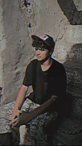 ولا تبقى ابيض كلب#لايك_متابعه_حركة_الاكسبلور❤🦋explorer #وصلوني10kمتابع_100k_لايكات❤ #مجرد________ذووووووق🎶🎵💞 ##صلوا_على_رسول_الله🤲🕋 #تصميمي🎬 