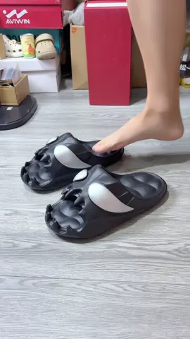 ĐANG CÓ VOCHER Ạ #giaydep #depquaingang #depeva #depducnguyenkhoi #xuhuong 