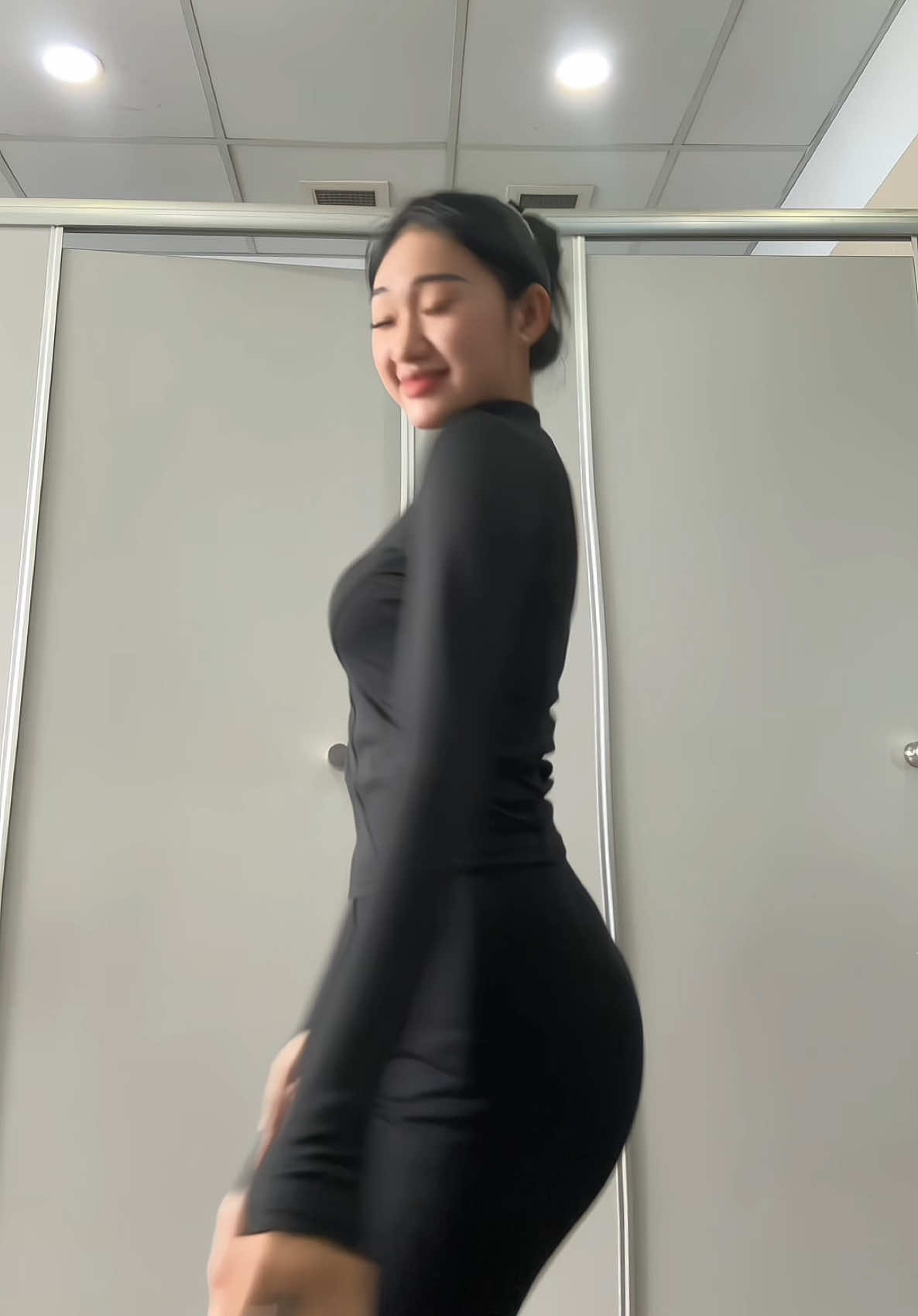 Gì chứ legging chuyện nhỏ :)) #xuhuong #viral 