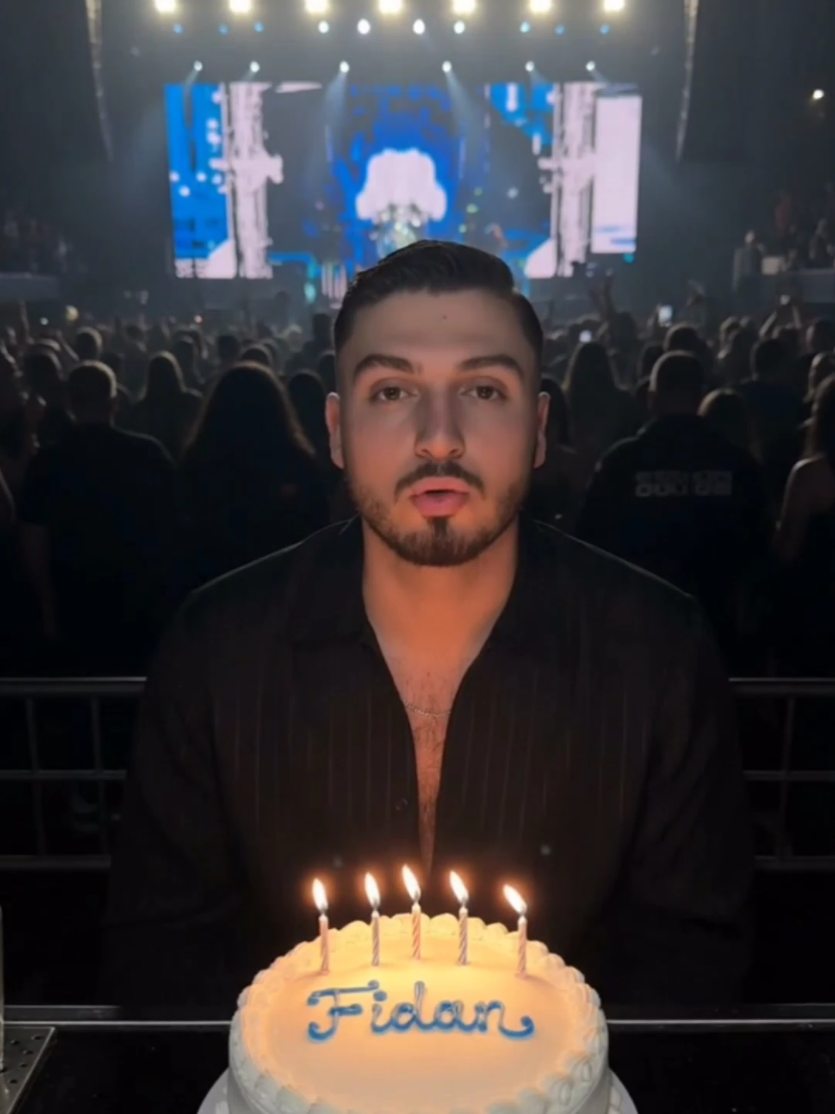 Blok3'ten Fidana doğum günü mesajı🥰 Sipariş için mesaj atın💌 🇦🇿🇹🇷 #blok3 #blok3real #konser #keşfet #fypシ゚ 