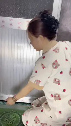 Miếng chặn khe cửa đa năng, chặn hết phiền toái – Cửa khít, không bụi, không côn trùng!