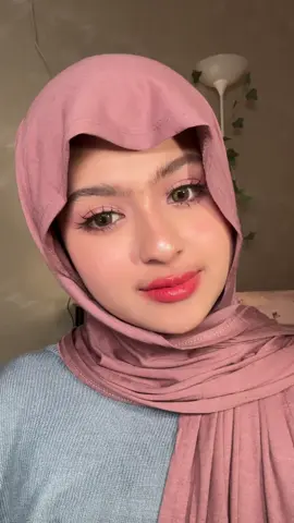 another glossy plumpy lippies for daily use! #lipgloss #pinkflash 