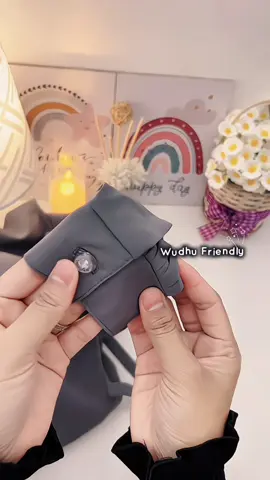 Warna abu yang netral, cocok buat segala suasana 💭 Kalem, adem, dan pastinya nyaman dipakai seharian 🥰 #gamis #daily #fyp #syari #queenameera