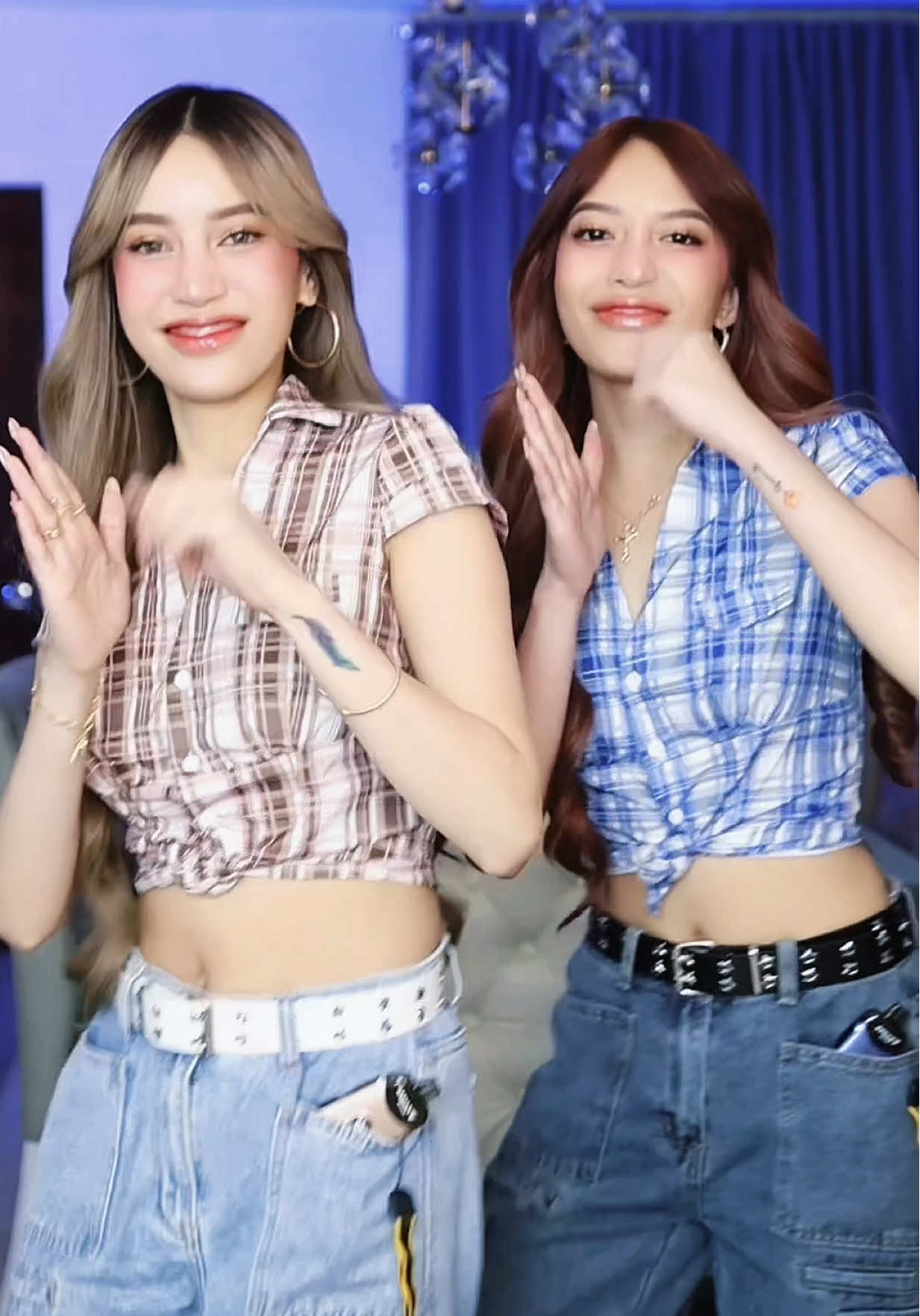 bagay ba samen new hair color namen?🥰 #sabbyandsophia #marietwins🐵👭 #fyp  ‼️‼️⚠️FAKEBODY⚠️‼️‼️ ‼️‼️⚠️FAKESCENES⚠️‼️‼️