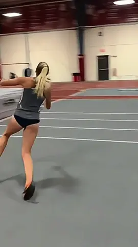 High jump failed.#TikTok#high #funny #failed #usa 