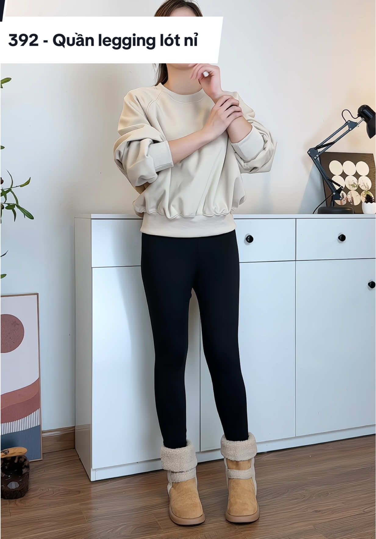 Chất su đanh co giãn tốt, bền form cực lại còn siêu ấm nữa, chị em sắm cái diện đông năm nay nha #kathyphuong #myoutfit #OOTD #legging #legginglotni 