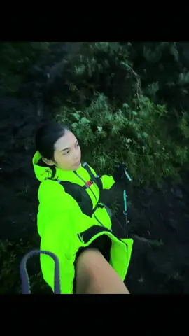 Lawu story♻️  #pendakiindonesia #foryoupage #lawu3265mdpl 