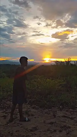 beautiful🤩 #fyp #sunsetvibes #foryou #xyzbca #lewatberanda 