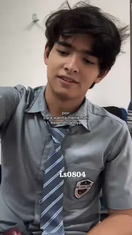 masih kecintaan bangettt sama ini cowok walaupun mendapatkannya 0,00000%🤭😍@HV🤍🤍🤍😚#luvluvharr#fypシ゚ 