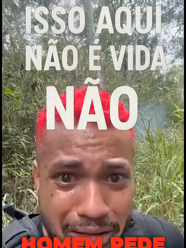 Confrontos no Rio de Janeiro  Uma megaoperação policial realizada no Complexo da Penha, na Zona Norte do Rio, terminou em um dos episódios mais letais da história do estado. A ação, que começou na madrugada da última segunda-feira, envolveu mais de 2.500 agentes das polícias civil e militar e tinha como alvo o Comando Vermelho, facção que domina o tráfico na região. O confronto se estendeu por mais de 12 horas, com intensos tiroteios, barricadas em chamas e uso de blindados e helicópteros. De acordo com a Secretaria de Segurança, mais de 100 pessoas morreram, incluindo suspeitos e quatro policiais. Moradores relataram cenas de guerra, corpos nas ruas e falta de atendimento médico. O governo estadual defendeu a operação como uma resposta ao avanço do crime organizado, enquanto entidades de direitos humanos classificaram o episódio como um massacre, cobrando investigação independente sobre possíveis execuções e abusos. O caso reacende o debate sobre a violência policial e a política de segurança pública no Rio de Janeiro — e coloca o estado, mais uma vez, no centro da discussão mundial sobre o uso da força em favelas. #rio #brasil #policia #foy #pravoce 