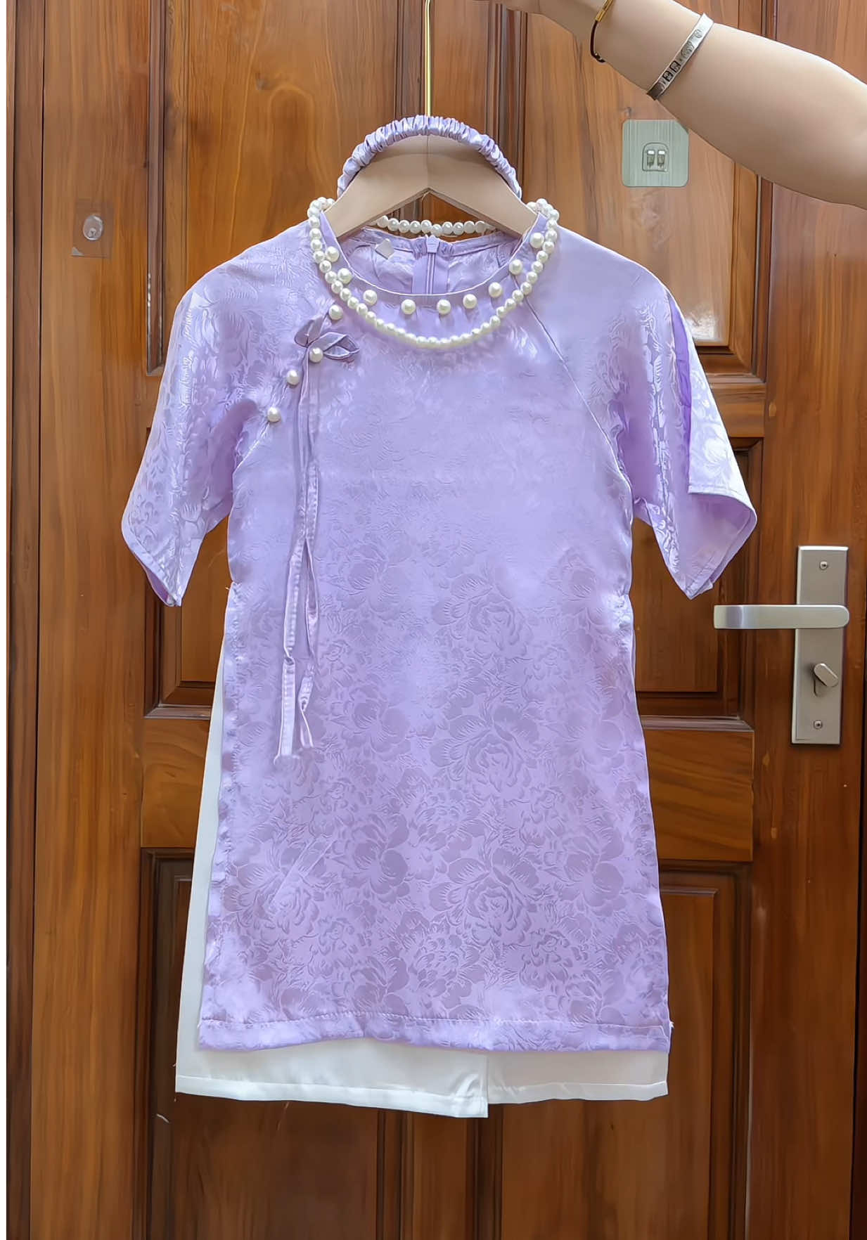 (9-38kg) Set áo dài gấm Tết #tiemmeken #bobegai #boaodaitaychobe #aodaichobe #aodaitetchobe 