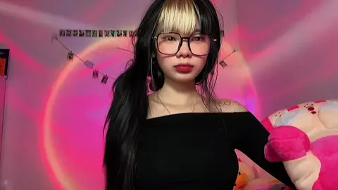 ကြိုက်တယ်…ခိုက်တယ်…ဘာညာပေါ့…🌚@Nan Thazin Mk Shop @Nan Thazin Mk Shop #ရောက်ချင်တဲ့နေရာရောက်👌 