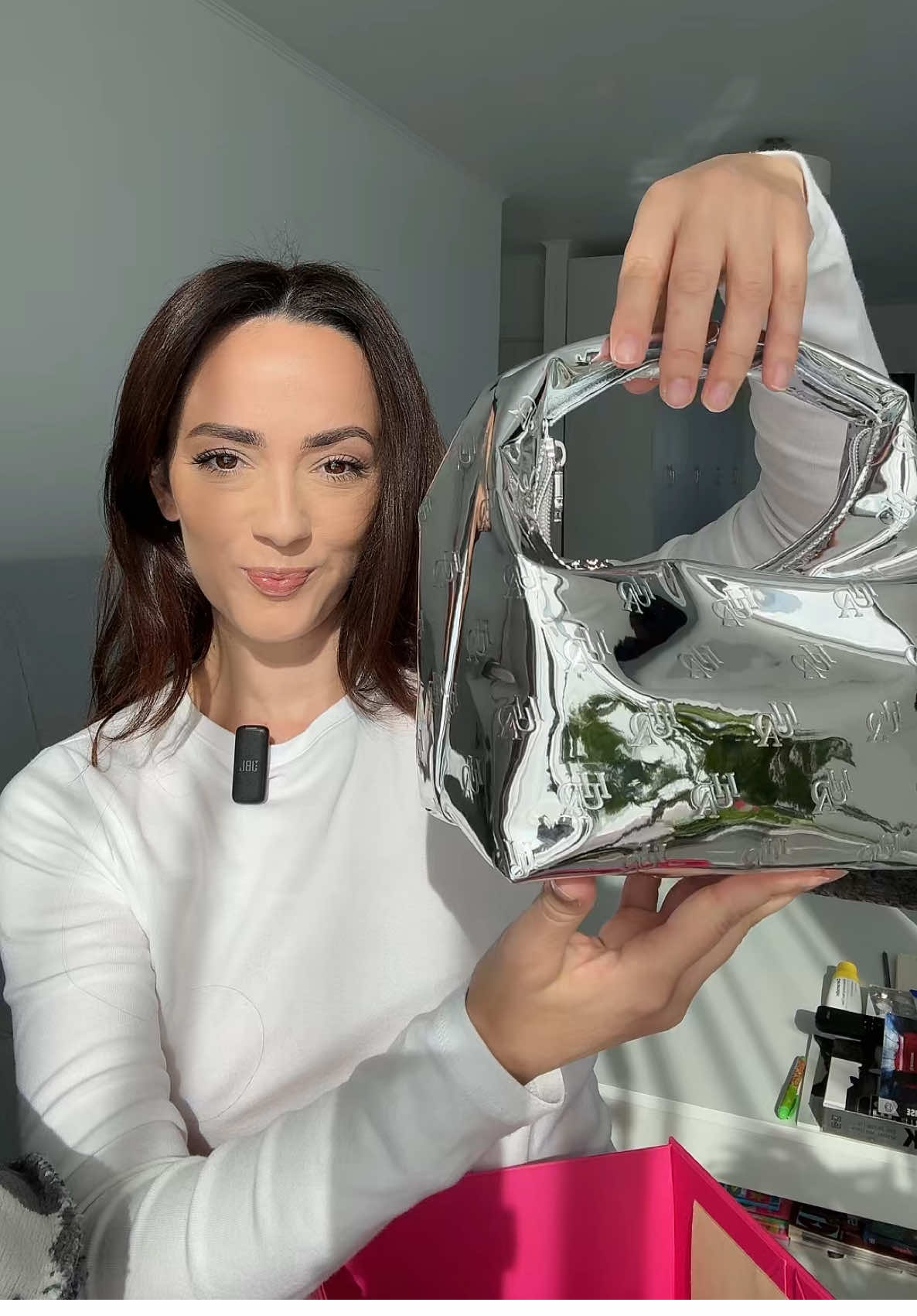 ig: thefashioncreed #fy #clujnapoca #unboxing #hudabeauty #gifted @Huda Beauty 