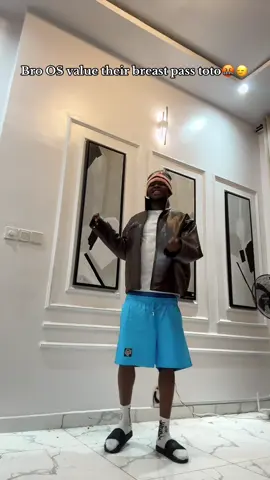 Guy🙂‍↔️😅