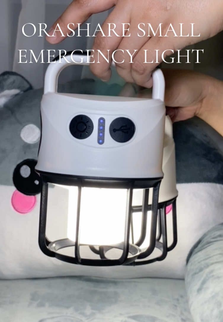 Replying to @Reco by Favi Maliit pero maliwanag Orashare Small Emergency Light #emergencylight #portableemergencylight #campinglight #orasharelight #emergencylightwithpowerbank @Orashareph 