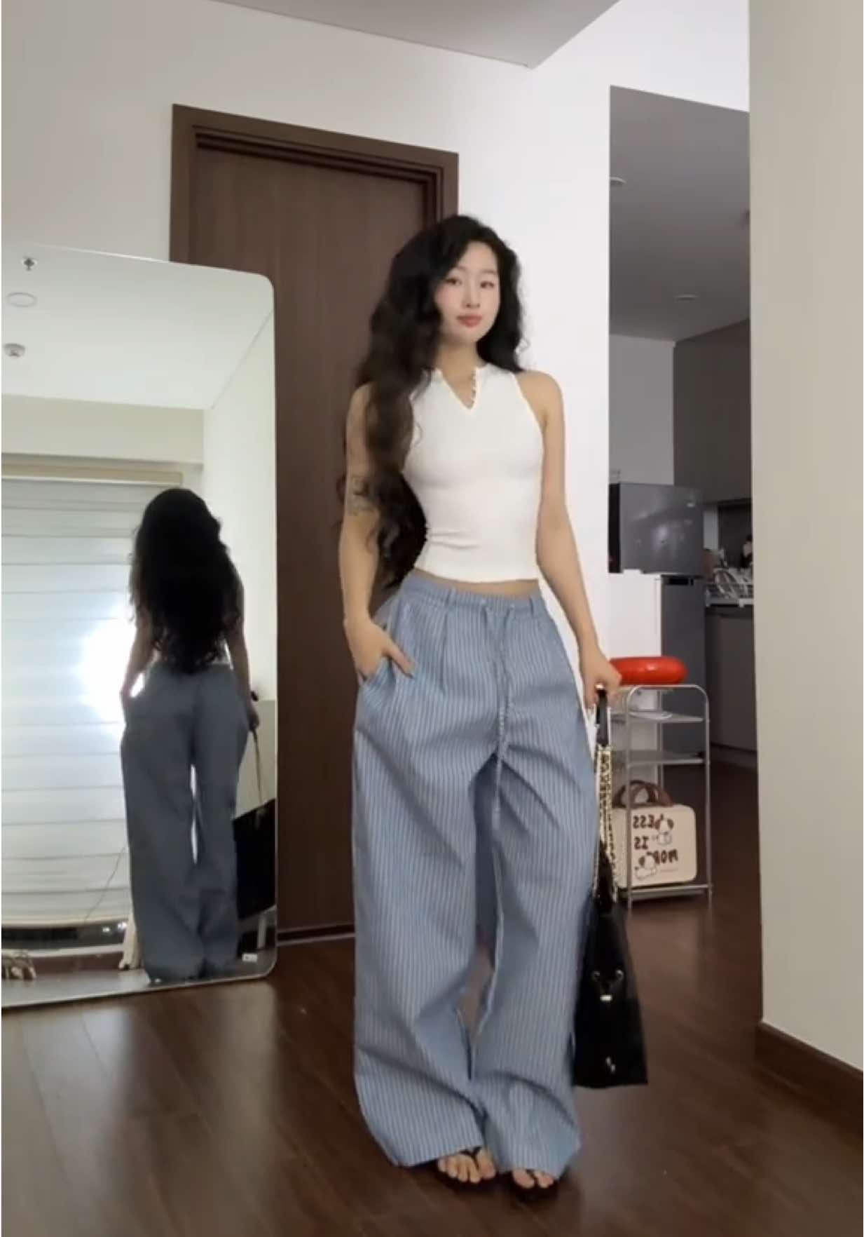 🛍️😗 @DEROSÉ SAIGON #outfitideas #OOTD #phoidoxinh #quinneeeee 