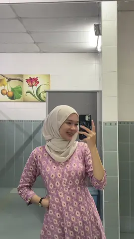 never thought that purple and cream combo is cute 😚 