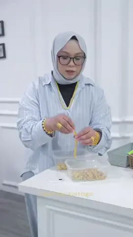 EMAS LELONG 916💯 ORIGINAL EMAS LELONG 916🇲🇾 Jom bli emas lelong, tak rugi  aih beli emas banyak²... Nak pakai boleh, nak simpan pun boleh☺kannn🥰🙏 ☪️jomlah ajak kaum kerabat semua membeli emas dengan harga murah#lelongmura916 #malaysia916 #emasmurah916 #malaysiafyp #tiktokmalaysia 