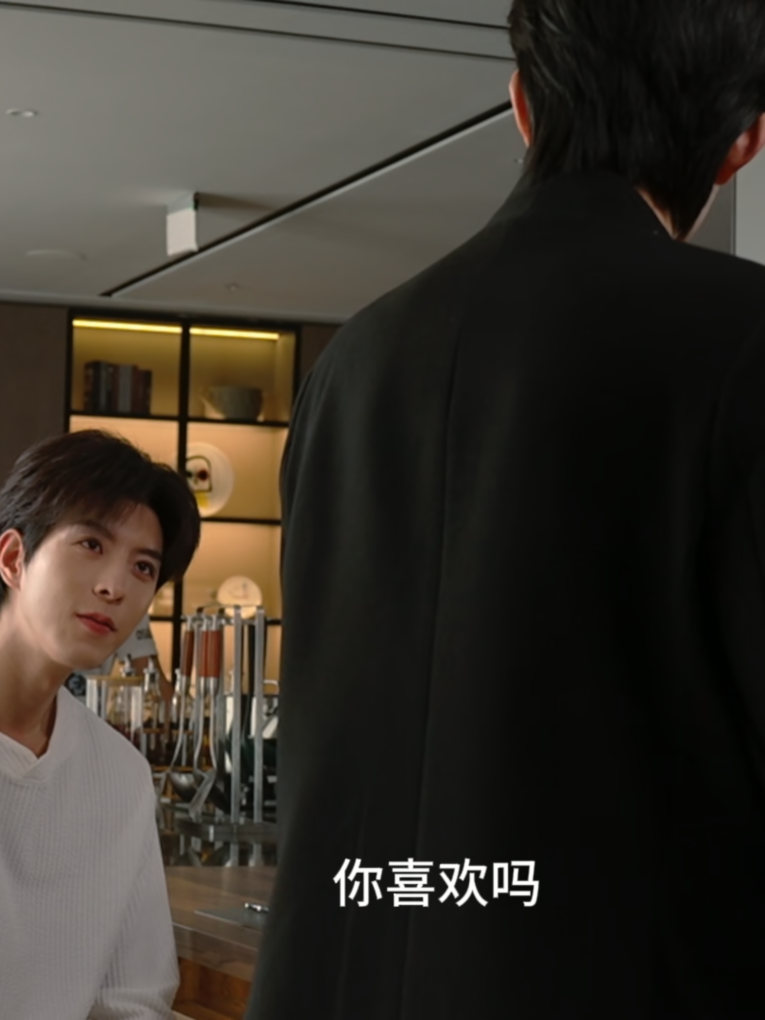 【短花絮BTS】垂涎ABO Desire|捉到講小話的兩顆花生🥜🥜 #ABODesire #DesireTheSeries  Caught Hua&Sheng whispering to each other  🥜🥜 🥜🥜持续放送中，股东不散场🎉🎉 Ongoing distribution, shareholders are not leaving. 🎉🎉 #垂涎 #ABODesire #abodesire #desiretheseries #desire #Desire #nongjian #omegaverse #bl #abo #ABO #boyslove #drama #dramaseries #blseries #bts #behindthescene