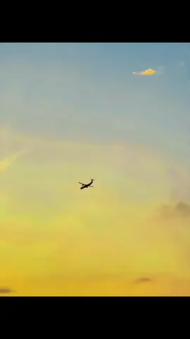 sa sadar kalau sa hanya jadi penenang, bukan pemenang;) #fyp #foryou #lagutimur #sunsetvibes #sunset 