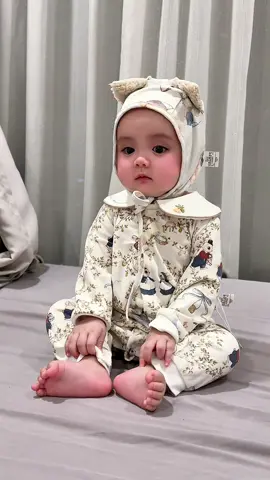 Mèo con bé xíu xiu tên Mộc